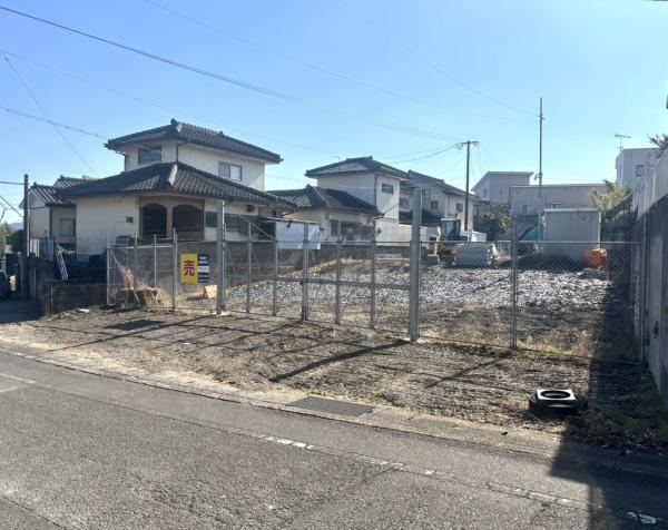 264 m² land in Miyakonojo, Miyazaki - Photo 1