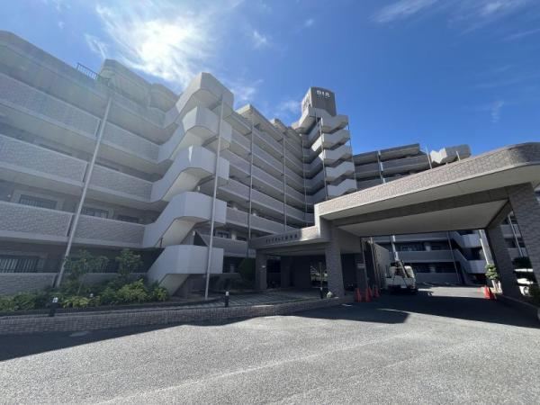 3LDK apartment in Kariya, Aichi - Photo 1