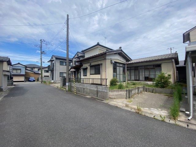 Spacious Land in Torihara Shinden, Niigata - Photo 1