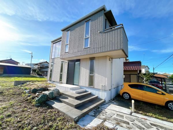 Modern 2LDK House with Renovations in Ichinomiya - Photo 1