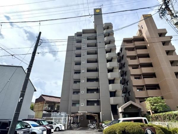 4LDK apartment in Ichinomiya, Aichi - Photo 1