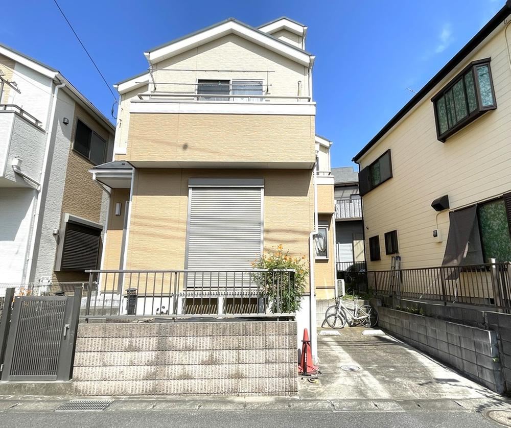 4LDK Home with Loft Near Kashiwa Station - Photo 1