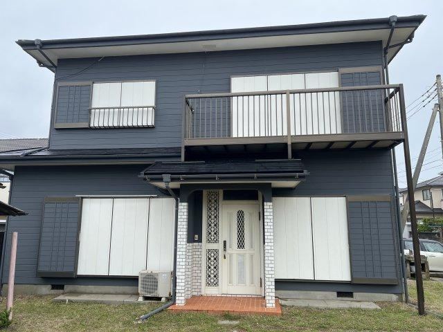 Spacious 4LDK+S Detached Home on Corner Lot - Photo 1