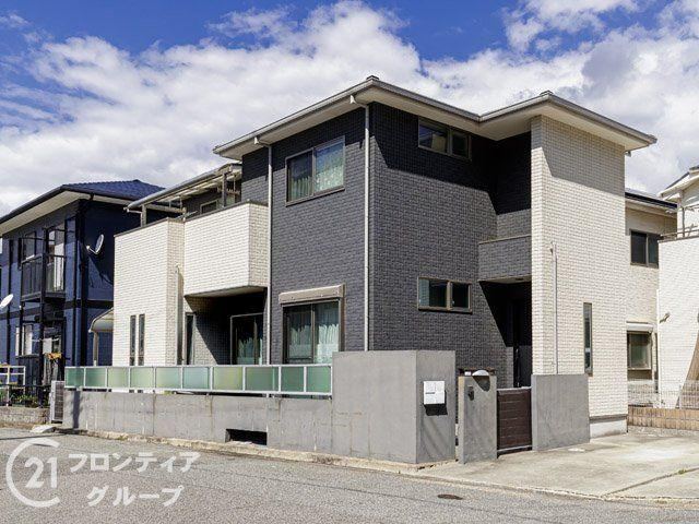 Modern 3LDK+S House Near Nishinmachi Station - Photo 1