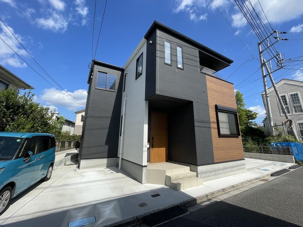 Convenient 3LDK+S House in Saitama - Photo 1