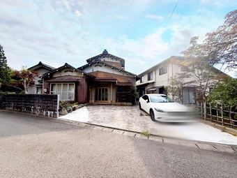 5DK+2S house in Tagami, Minamikambara District