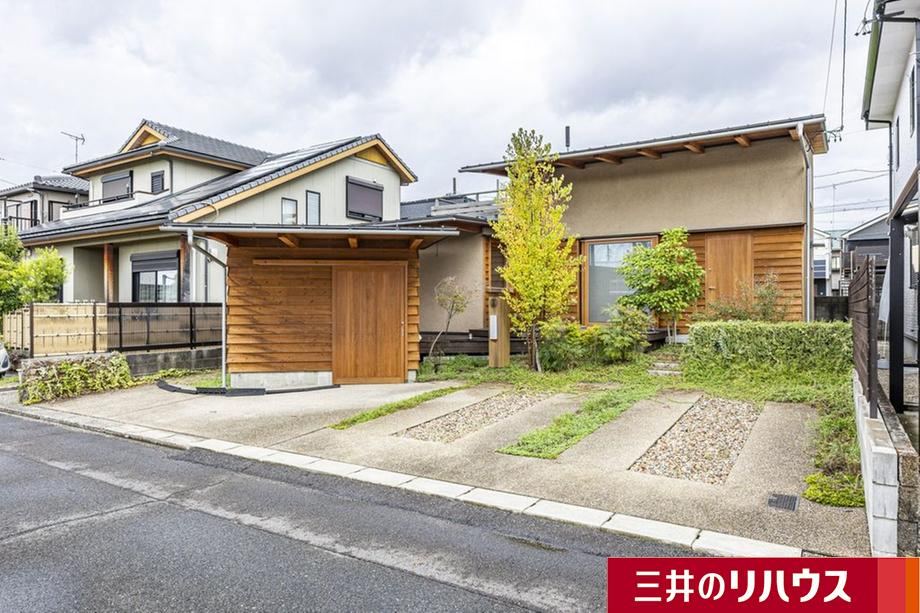 Stylish 1LDK+S House with Modern Amenities in Inuyama - Photo 1