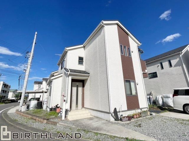 Used House with Solar Panels and Ample Storage in Yabuki - Photo 1