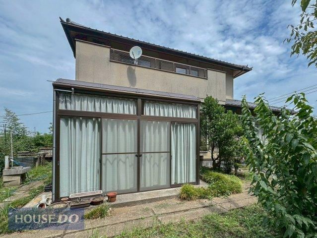 Stunning 5LDK Home with Scenic Views in Oyama - Photo 1