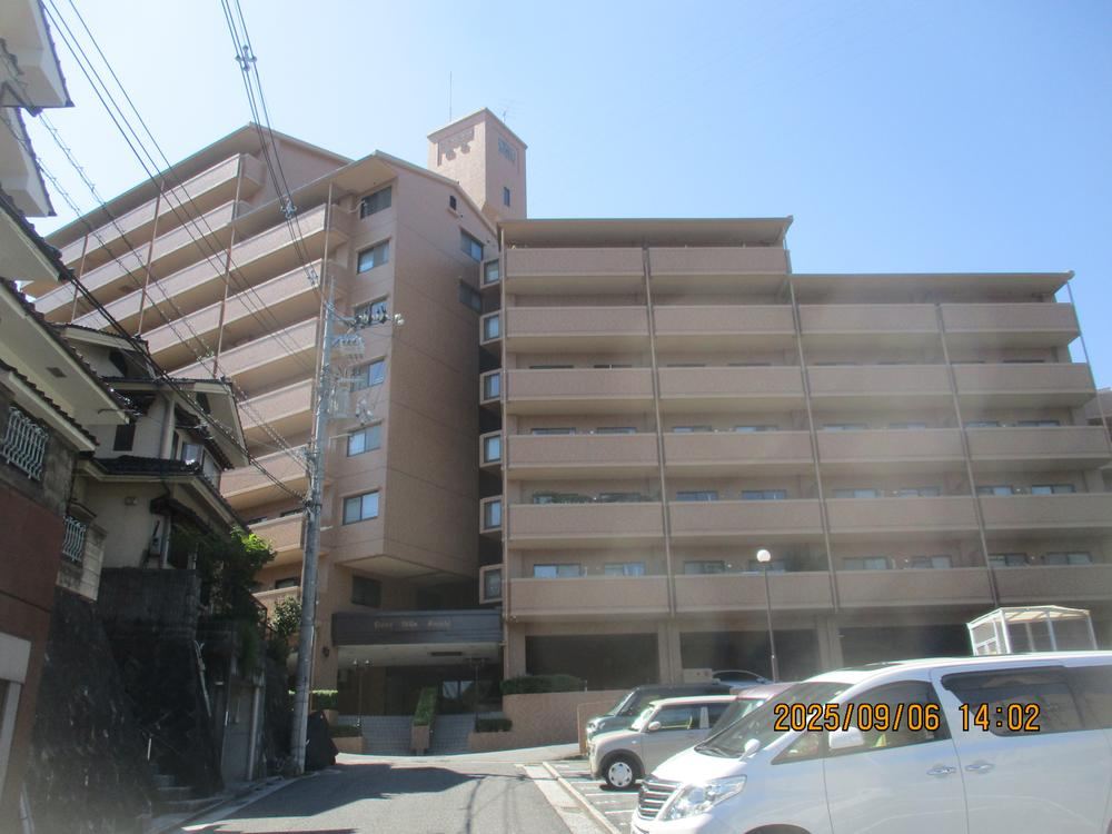 3LDK apartment in Nishi Ward, Hiroshima - Photo 1