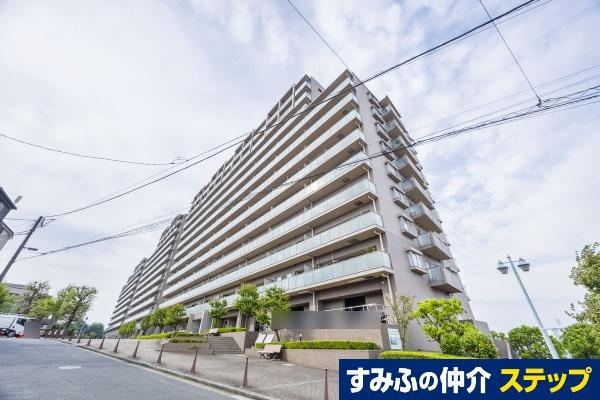 Scenic 3LDK Apartment in Higashihongo - Photo 1