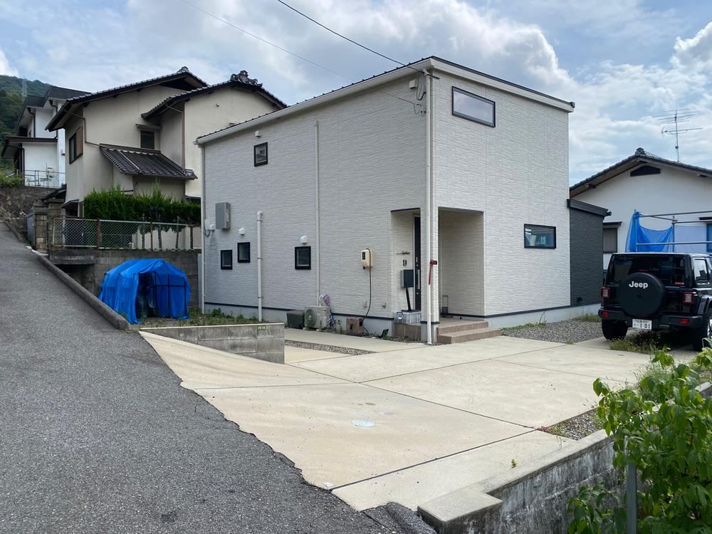 4LDK house in Higashi Ward, Hiroshima - Photo 1