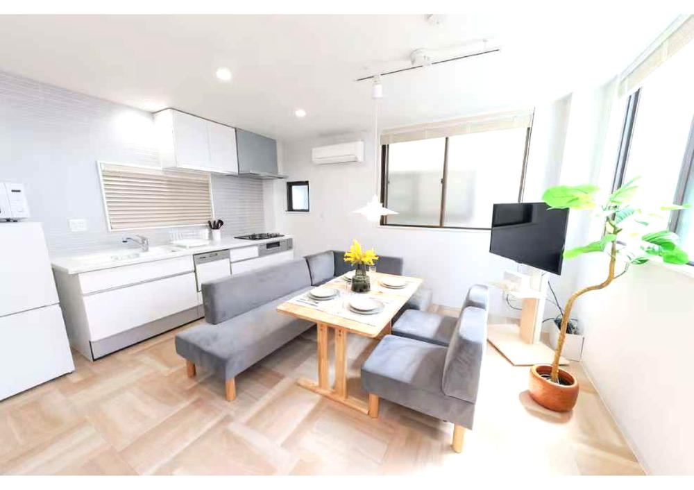 Stylish 2LDK+3S House in Sumida, Near Metro - Photo 1