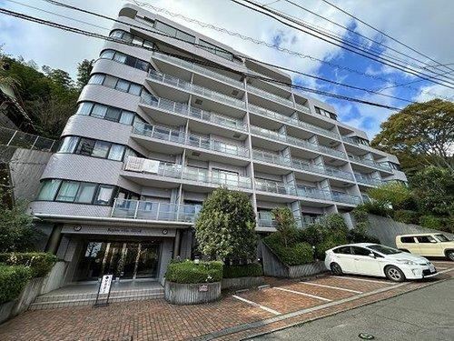 2LDK apartment in Atami, Shizuoka - Photo 1