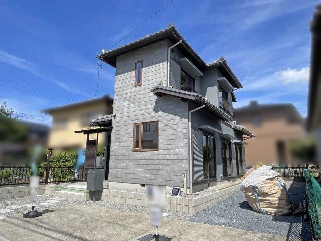 Renovated 3LDK House in Komeno - Photo 1