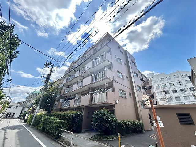 3DK Apartment Near Shimo-Sakagami Station - Photo 1