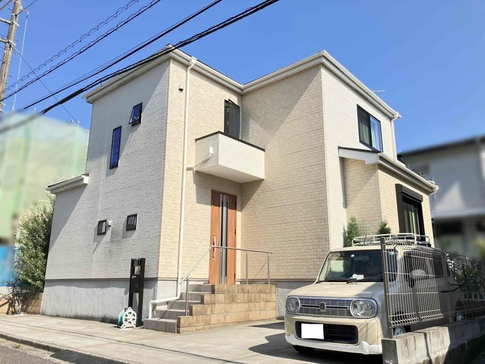 Spacious 4LDK House with Garden in Takamori-dai, Isehara - Photo 1