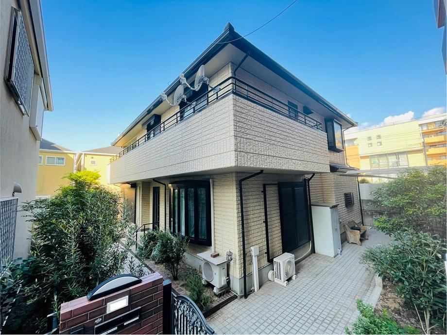 Spacious 6LLDDKK House in Motoyama Nakamachi, Kobe - Photo 1