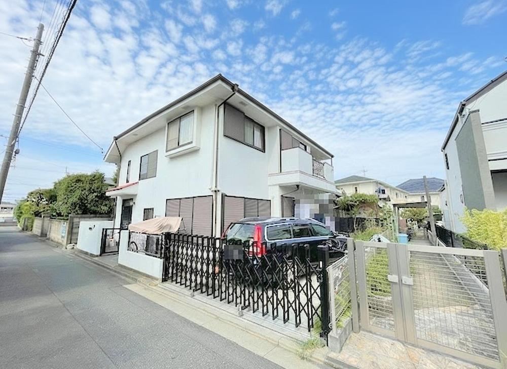 Beautifully Renovated 4LDK House in Zenpuku-ji - Photo 1