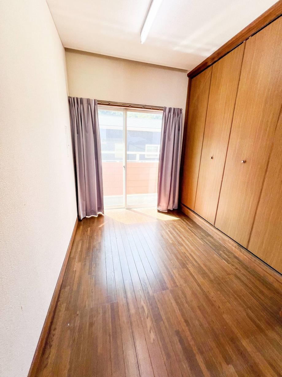 Thumbnail 13