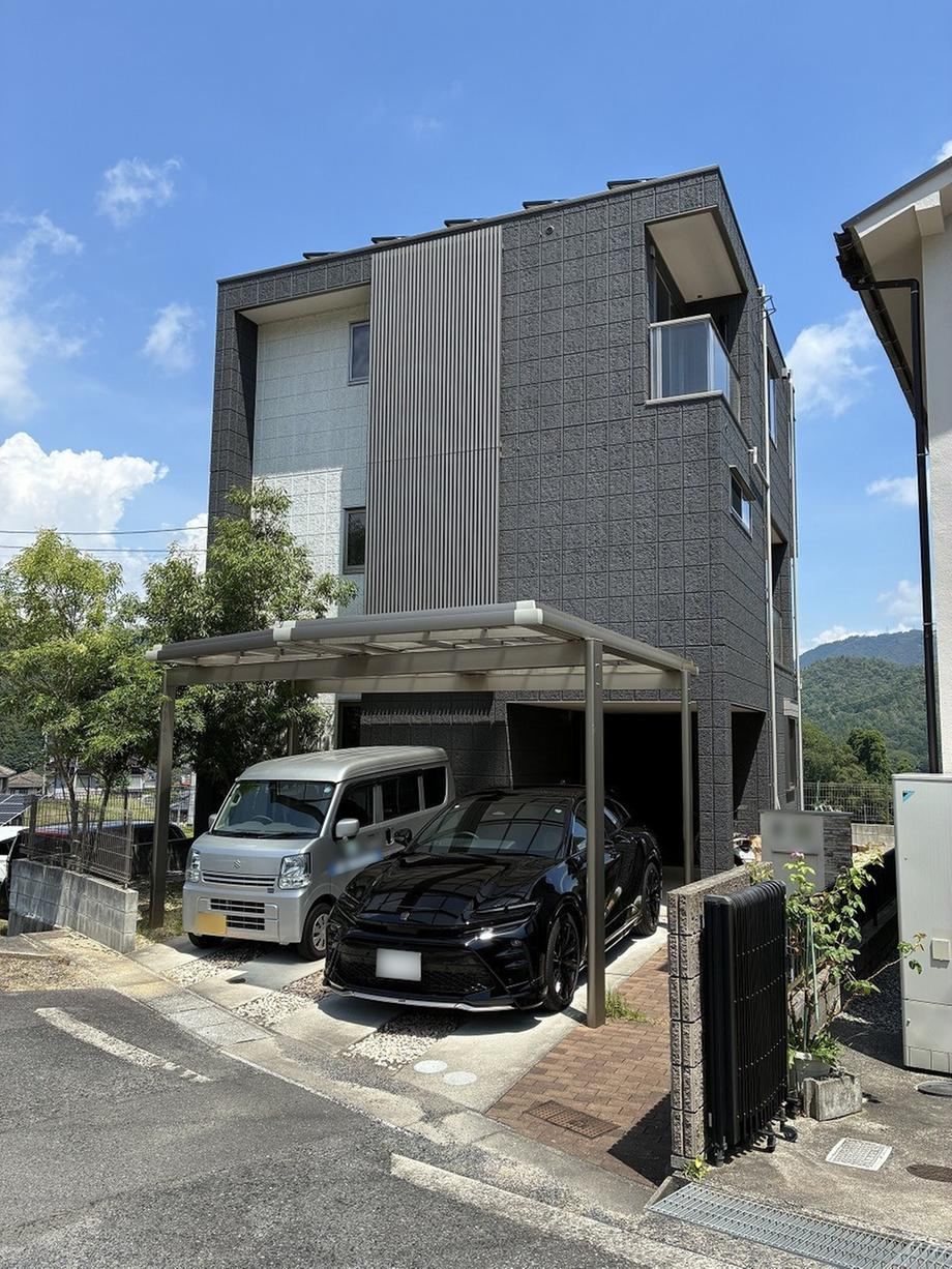 7LDK house in Asakita Ward, Hiroshima - Photo 1