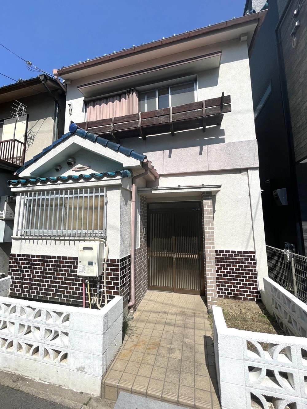 Owner Change Property: 3LDK House Near Furukawabashi Station - Photo 1