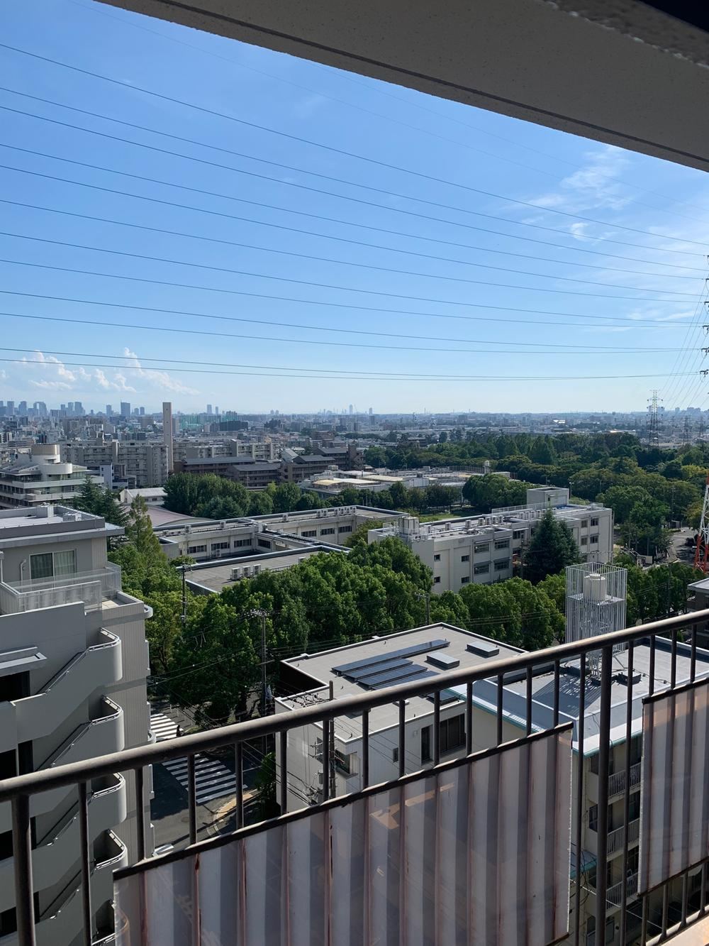 3LDK apartment in Toyonaka, Osaka - Photo 1