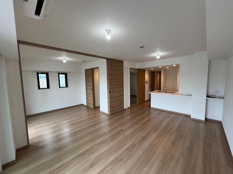 Modern 3LDK Corner Apartment Near Fujimino Station - Photo 1