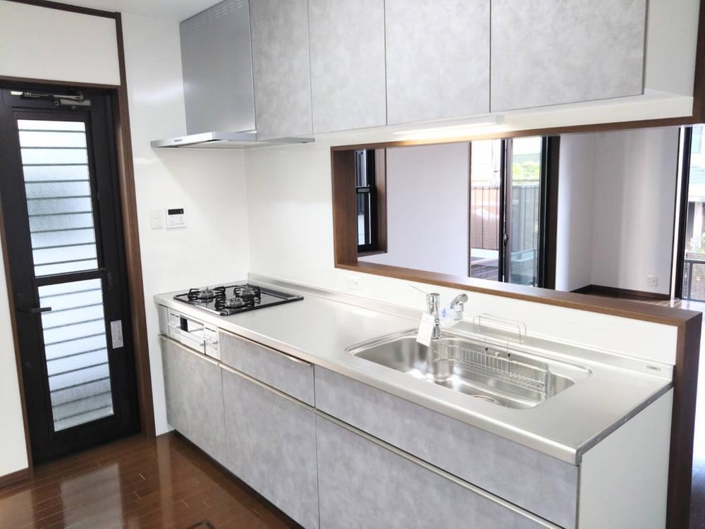 Modern 4LDK House in Hirakata - Photo 1