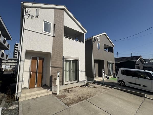Newly Built 4LDK House in Obiyama, Kumamoto - Photo 1