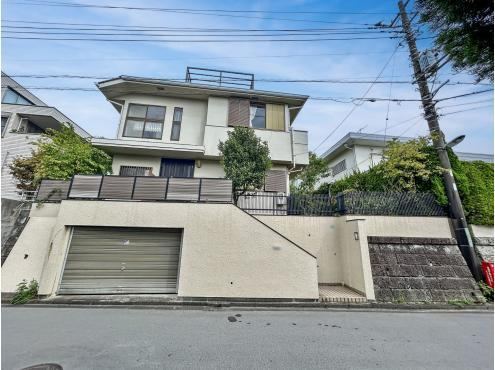 236 m² land in Fujisawa, Kanagawa - Photo 1
