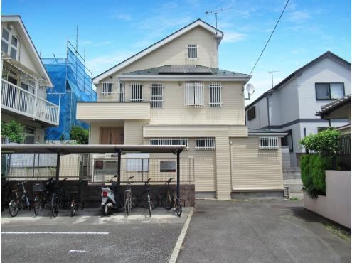 Conveniently Located Home Near Haijima Station - Photo 1