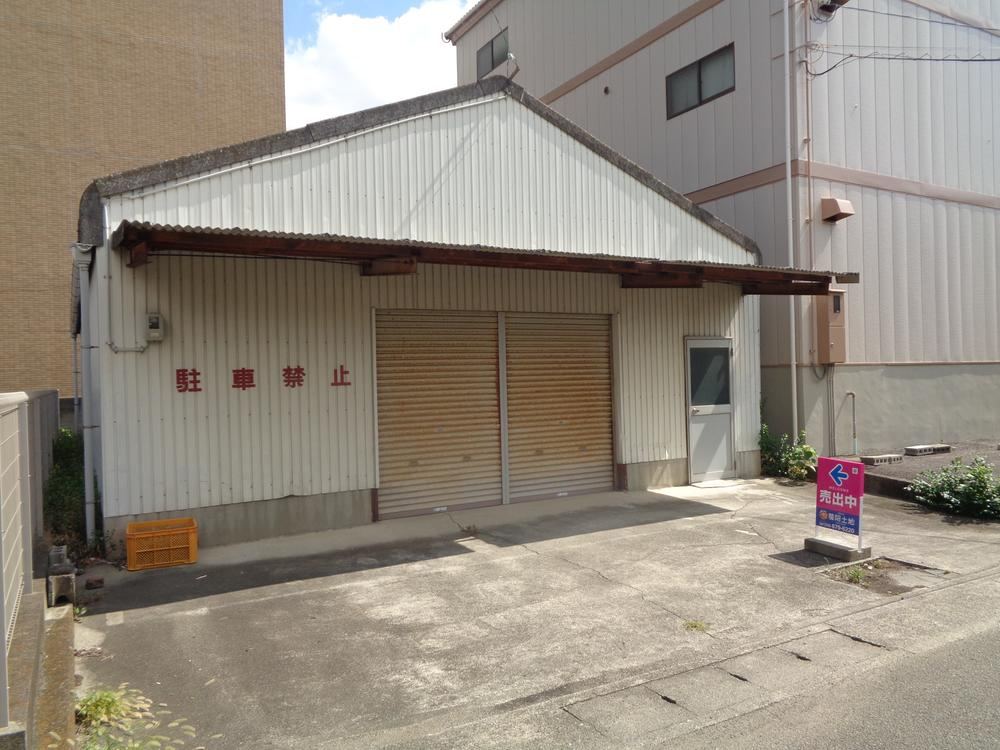 Convenient Warehouse in Minami-Tamiya, Tokushima - Photo 1