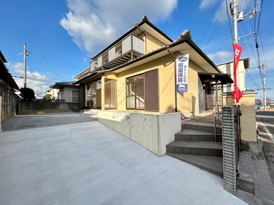 Conveniently Located 3LDK House in Takamatsu - Photo 1