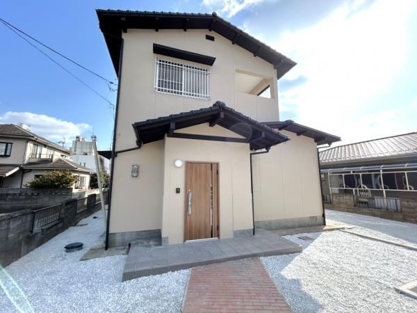 Renovated 4LDK Home with Garden in Tagawa - Photo 1
