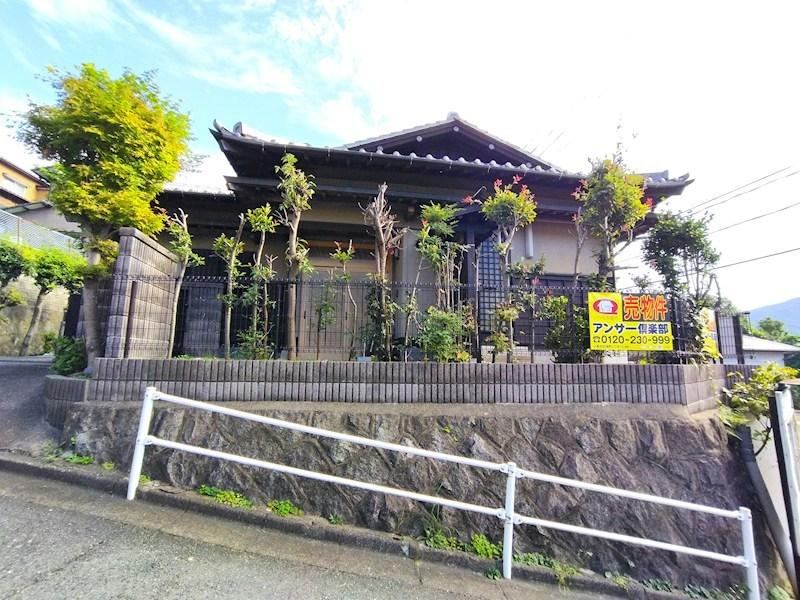 Charming 2LDK Home with Garden in Kitakyushu - Photo 1