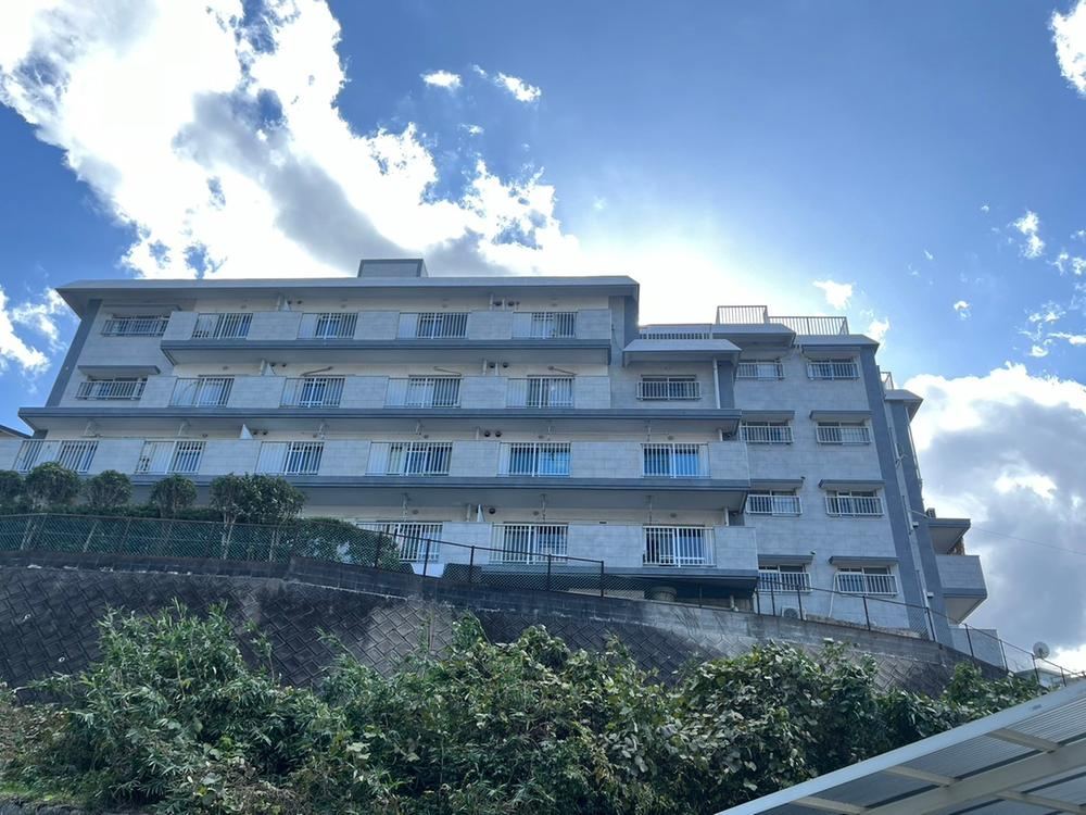 4LDK apartment in Moji Ward, Kitakyushu, Fukuoka - Photo 1