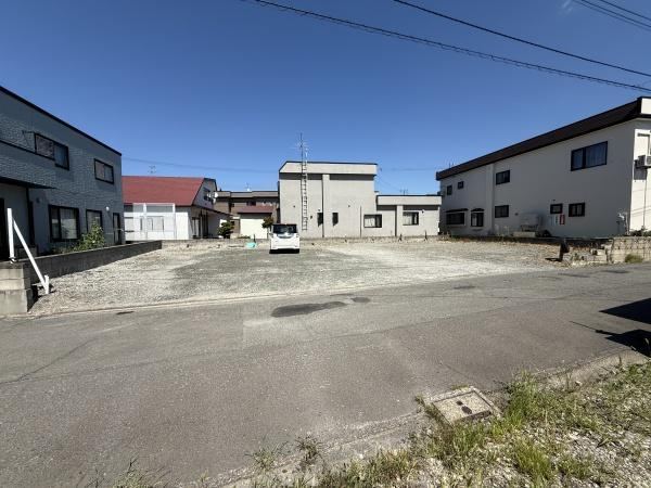 Land with Building Conditions Near Schools in Aomori City - Photo 1