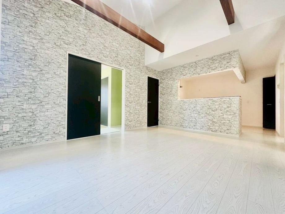 2LDK house in Kasugai, Aichi - Photo 1