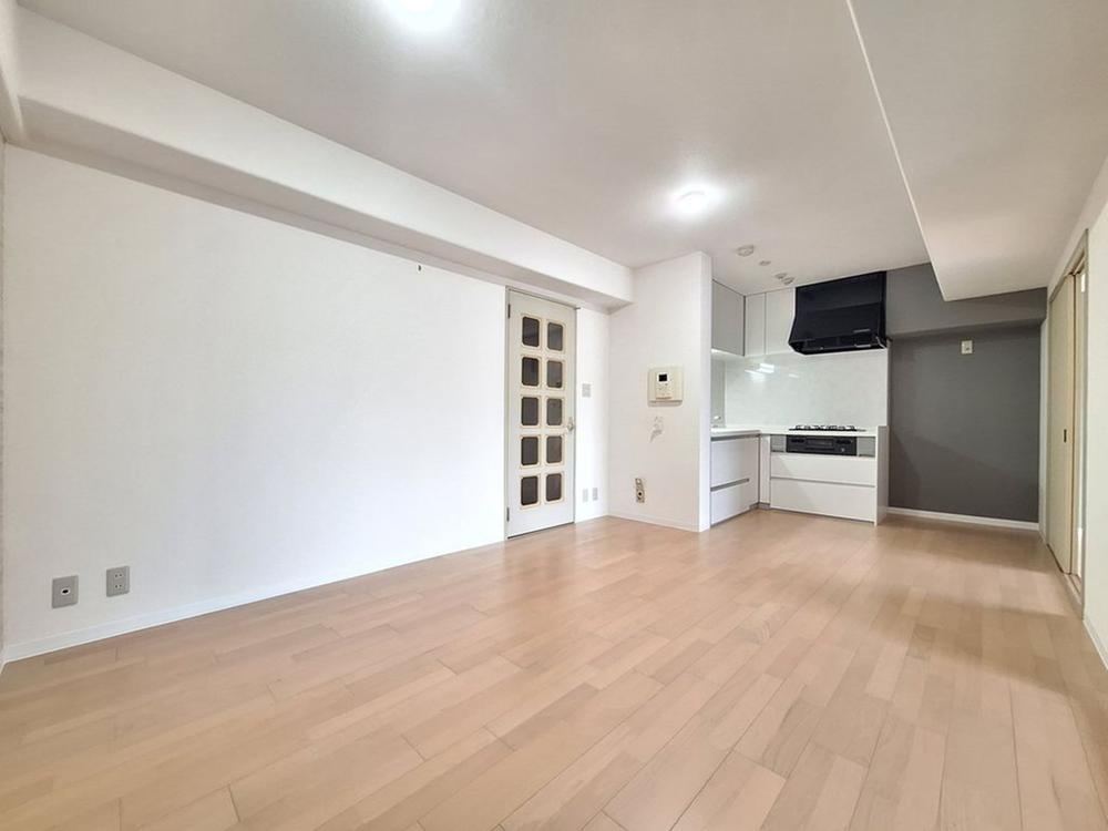 2LDK+S apartment in Otsu, Shiga - Photo 1