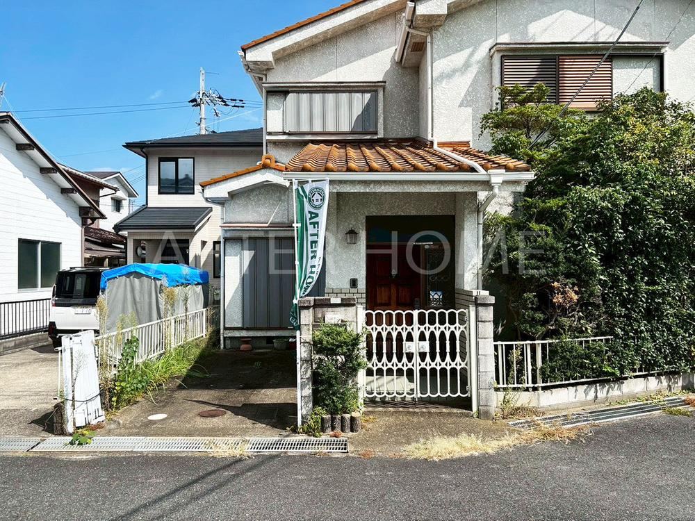 Comfortable 4LDK House in Minami Shiga - Photo 1