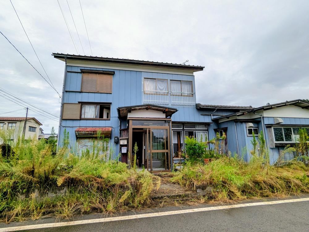 Convenient 7DK House Near Teradomari Station - Photo 1