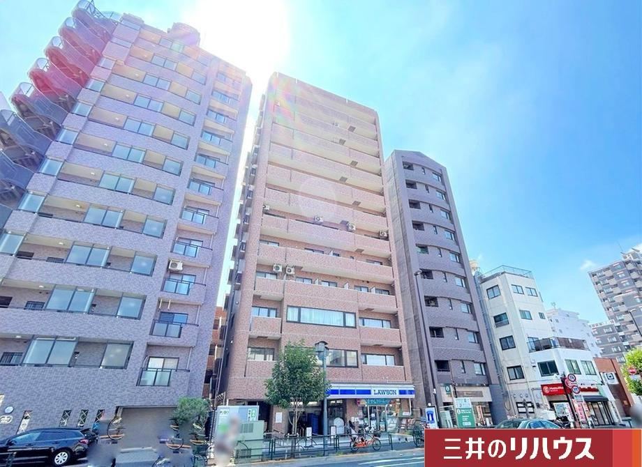 4LDK apartment in Koto Ward, Tokyo - Photo 1