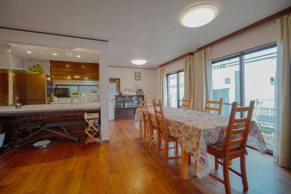 Spacious 4LDK Detached House in Suginami - Photo 1