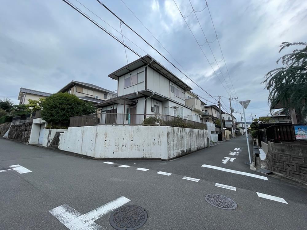 Corner Lot 3LDK Home in Hiyoshidai - Photo 1
