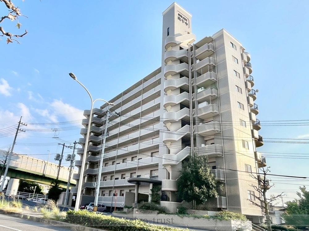 3LDK apartment in Nishi Ward, Hiroshima - Photo 1