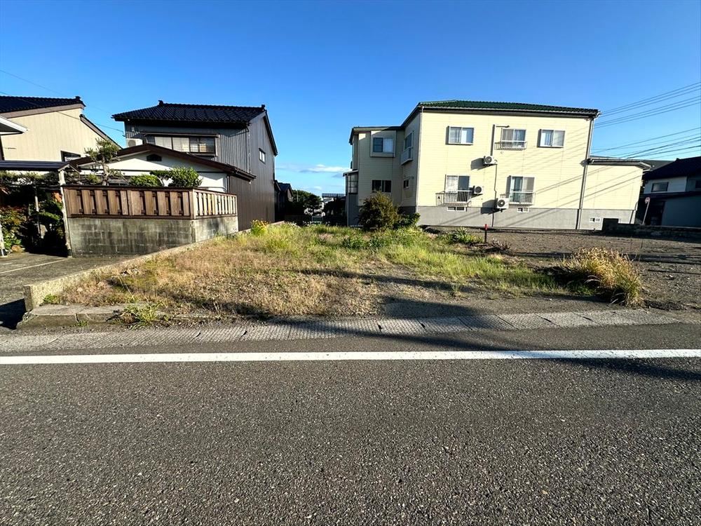 Land in Kuroi - Photo 1