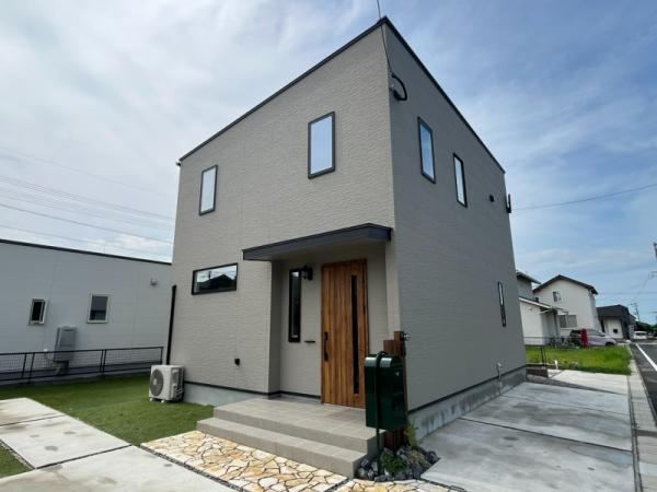 New 3LDK House with Solar Power in Itoshima - Photo 1