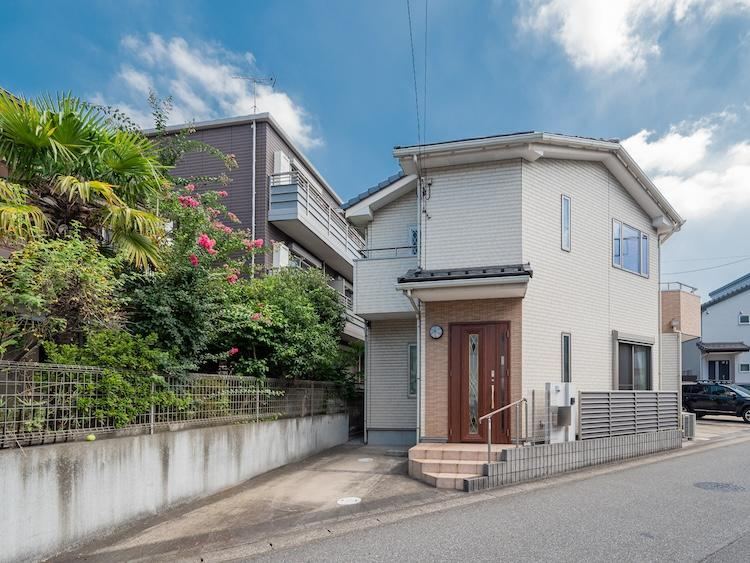 Modern 3LDK House Near Chiba Temple Station - Photo 1