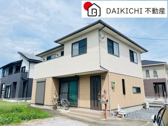 Spacious 4SLDK Home in Family-Friendly Area of Kumagaya - Photo 1